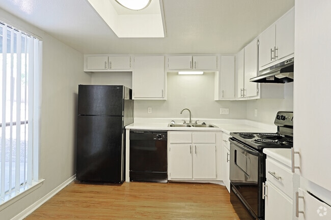 2BR, 1.5BA - 1,100SF - Kitchen
