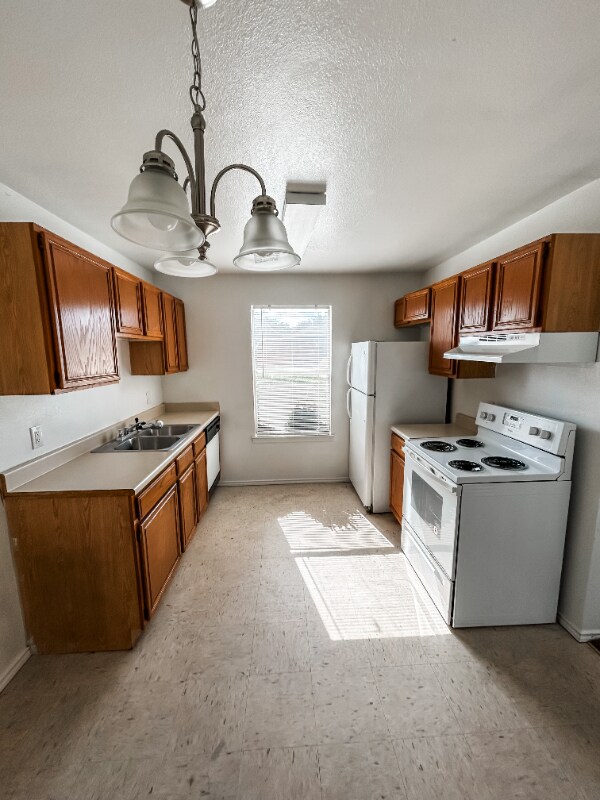 Photo - 1604 Windward Dr Unit B