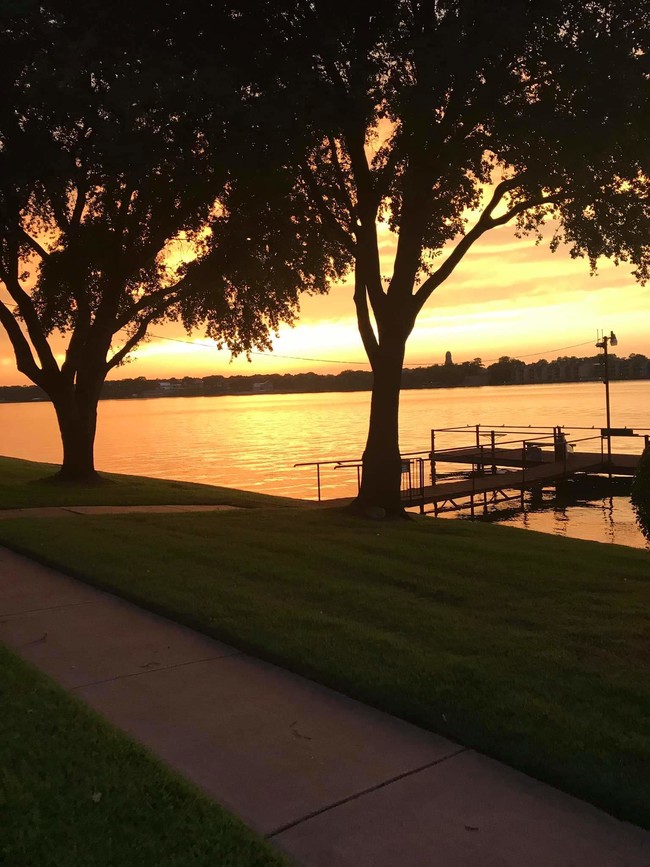 Lakeshore Apartments