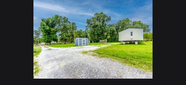 Photo - 158 Raoul Ln