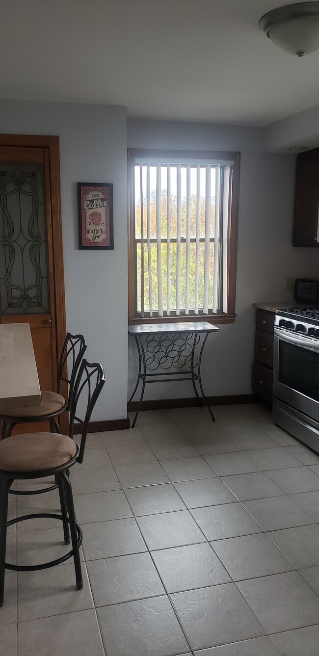 Photo - 19 Crest Ave Unit West Haven / West Shore