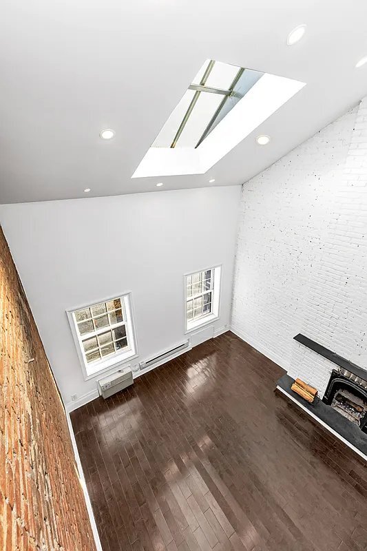 Photo - 404 W 22nd St Unit 4F