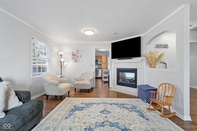 Photo - 1108 E 106th St