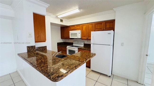 Photo - 15221 SW 80th St Unidad 406