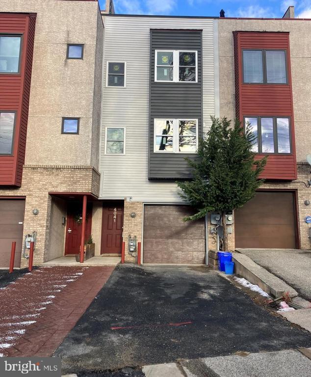Building Photo - 4041 Cresson St Rental