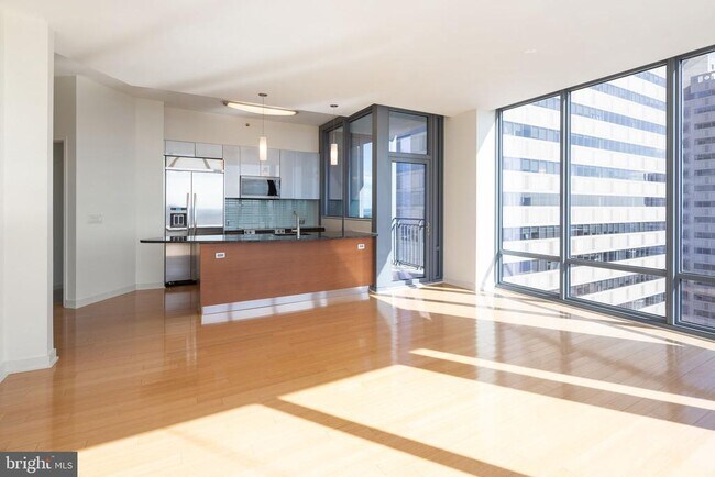 Photo - 2101 Market St Unit 4205