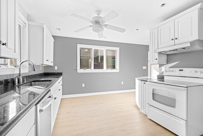 Photo - 29 Fenwick St Unit 1