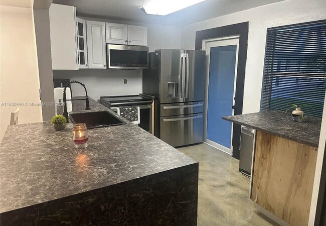 Photo - 1701 NE 191st St Unit 116