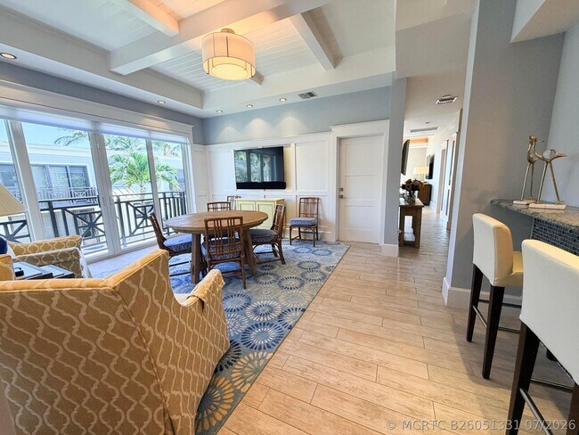 Building Photo - 1598 S Ocean Ln Unit 218