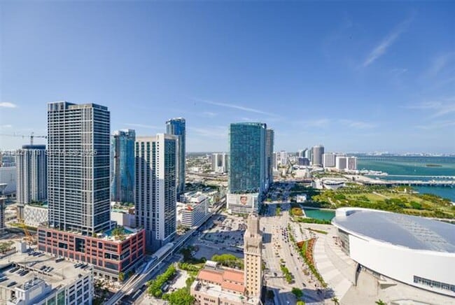 Photo - 398 NE 5th St Unidad 398 NE 5th St # 3505