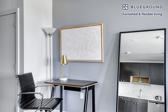 Photo - 2401 S Jackson St Unit FL5-ID550