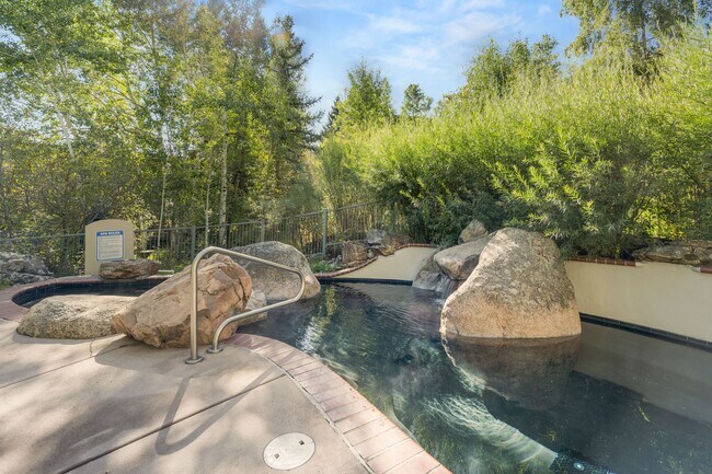 Photo - 65 Campground Ln