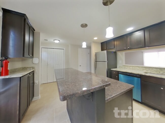 Photo - 3695 Masthead Trail