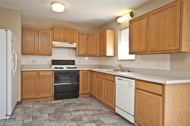 Photo - 311 Willow Ave