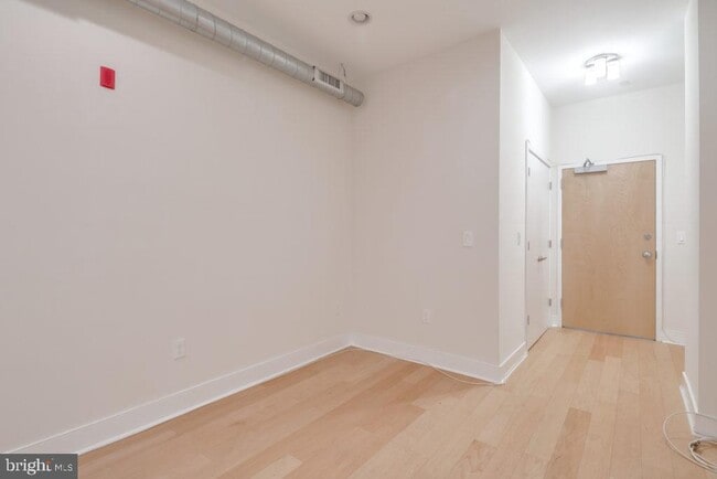 Photo - 1305 Locust St Unidad 3B