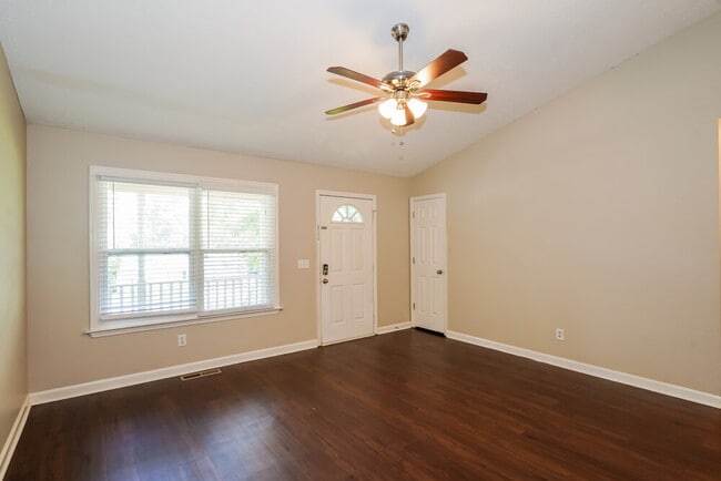 Photo - 408 Dellwood Dr