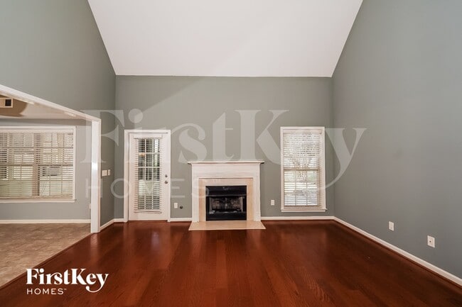 Photo - 3642 Harrier Rd