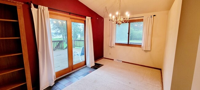 41511 N Country Club Dr