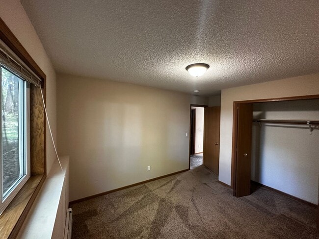 Photo - 812 6th Ave NE Unit 3