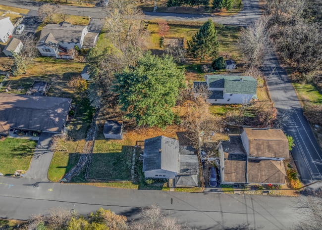 Photo - 1024 Walnut St