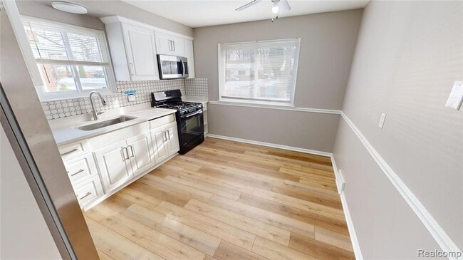 Photo - 1177 Connie Ave