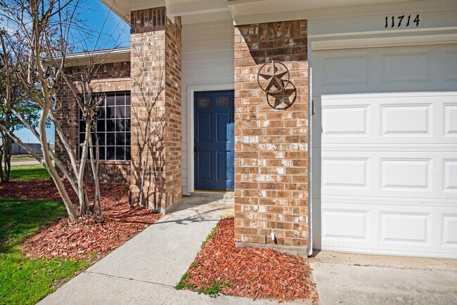 11714 Pinos Altos Dr