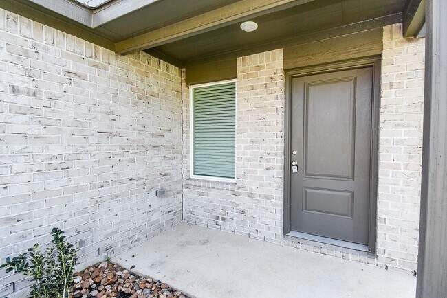 Photo - 3045 Fantasy Ter Dr