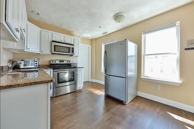 Photo - 12 Mount Pleasant St Unit 1
