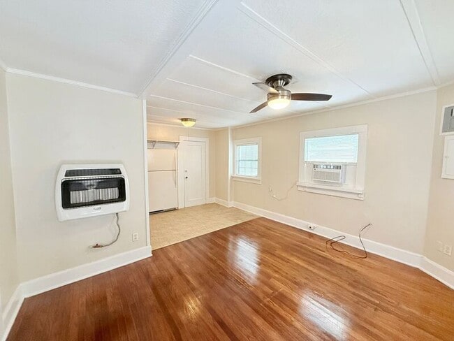 Photo - 1720 E La Rua St Unit B GLE