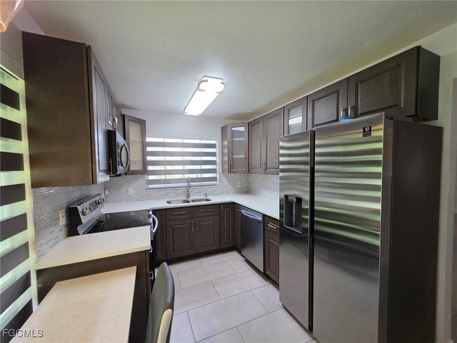 Building Photo - 10452 Lakeport Ct Rental