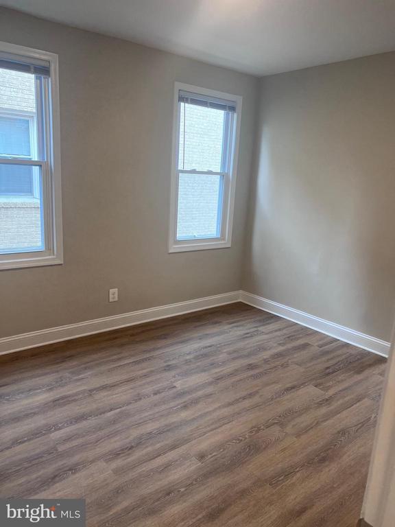 Building Photo - 8611 Flower Ave Unit 1