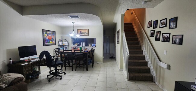Photo - 5602 NW 99th Way