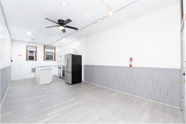 Photo - 317 Branch Ave Unit 1A