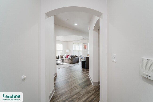 Photo - 3031 Eden Ave Unidad A204