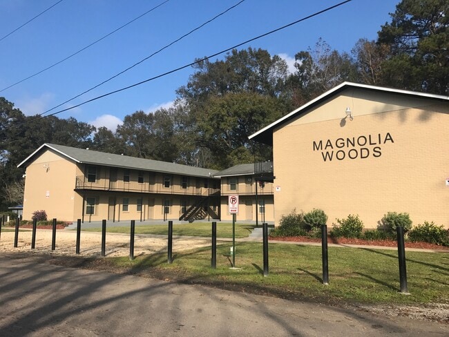 Photo - 312 N Chestnut St