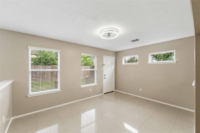 Photo - 11015 Shumard Oak Ct