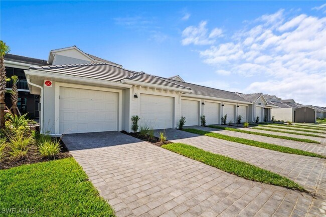 Photo - 15195 Bluffton Ln Unit 925