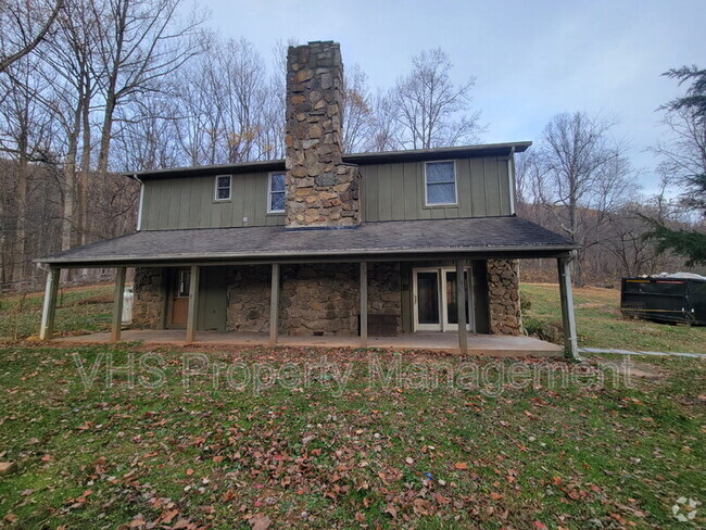 Building Photo - 686 Gidbrown Hollow Rd Rental