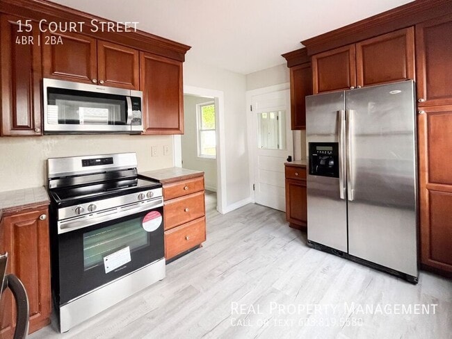 Building Photo - 15 Court St