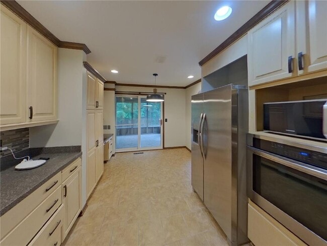 Photo - 7407 Laredo Dr