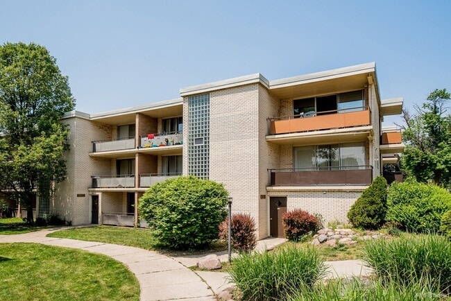 Photo - 12550 Fairview Ave Unit 2-2M
