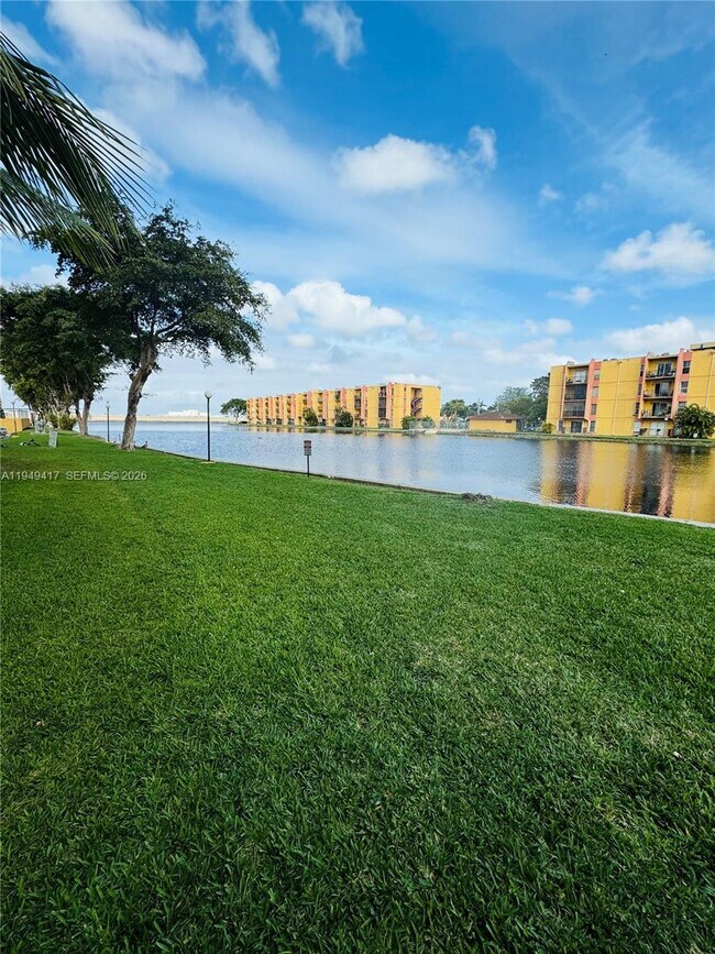 Photo - 4717 NW 7th St Unit 308-10