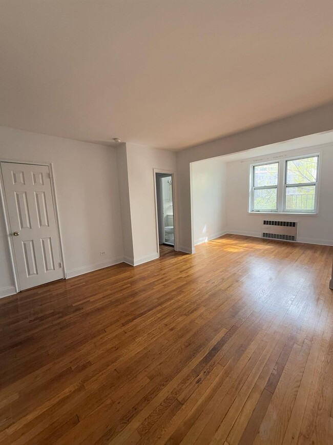 Photo - 41-50-50 78th St Apartment Unit 404