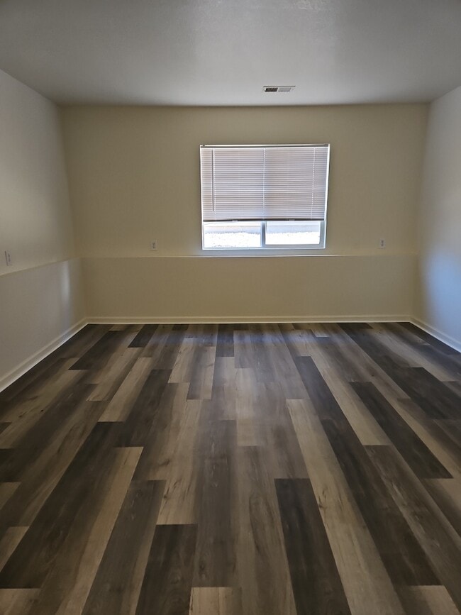 Photo - 210 Country West Rd