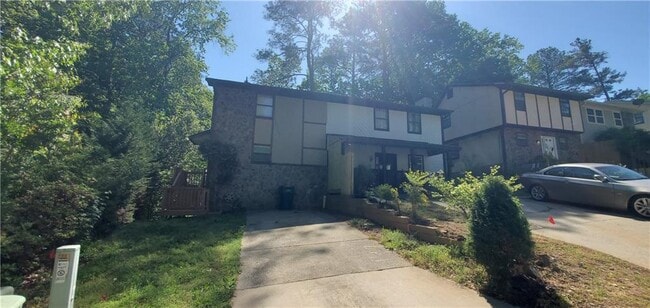 2571 Park Rd