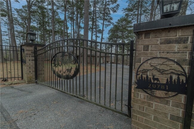 Photo - 20781 Low Gap Rd
