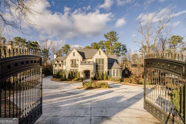 Building Photo - 35 Mt Paran Rd NW