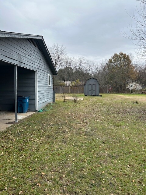 Photo - 712 N Wright Ave