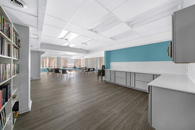 Photo - 6301 N Sheridan Rd Unidad 15O