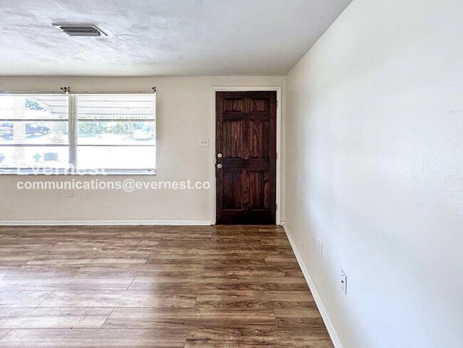 Photo - 3600 Berkshire St